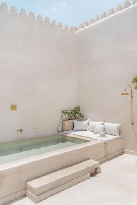 מרקש Riad Vivre - Design Boutique Riad In Marrakech מראה חיצוני תמונה